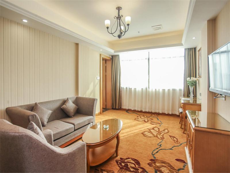 Vienna Hotel Fuzhou Linchuan Avenue Eksteriør bilde